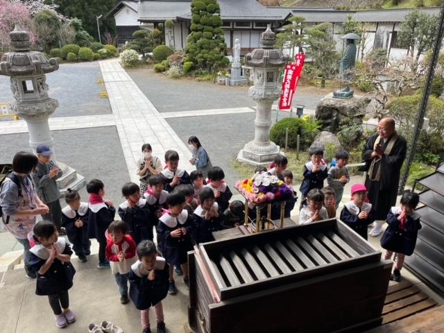 花まつり　即清寺参拝